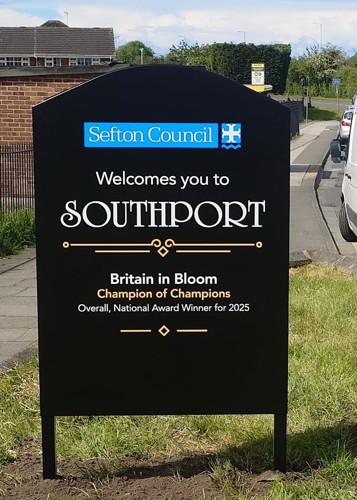 A sign that says "Sefton Council welcomes you to Southport"